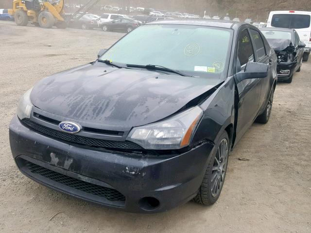 1FAHP3GN4AW285002 - 2010 FORD FOCUS SES BLACK photo 2