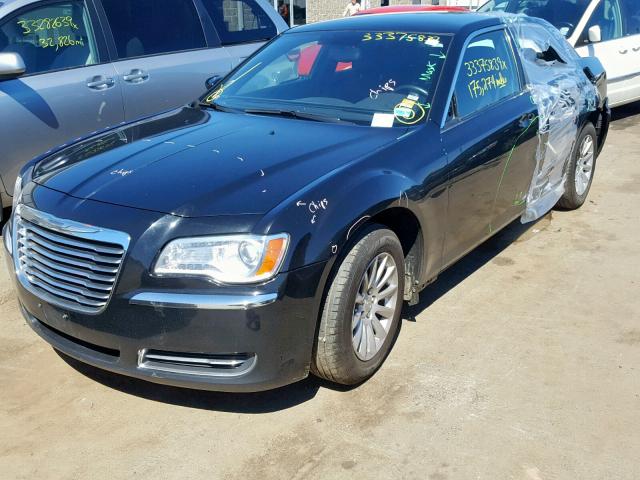 2C3CCAAG5CH116997 - 2012 CHRYSLER 300 BLACK photo 2