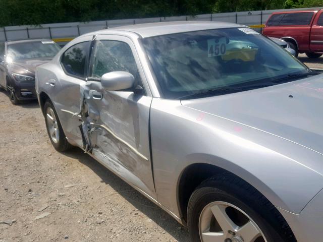 2B3CA3CV4AH231727 - 2010 DODGE CHARGER SX SILVER photo 9