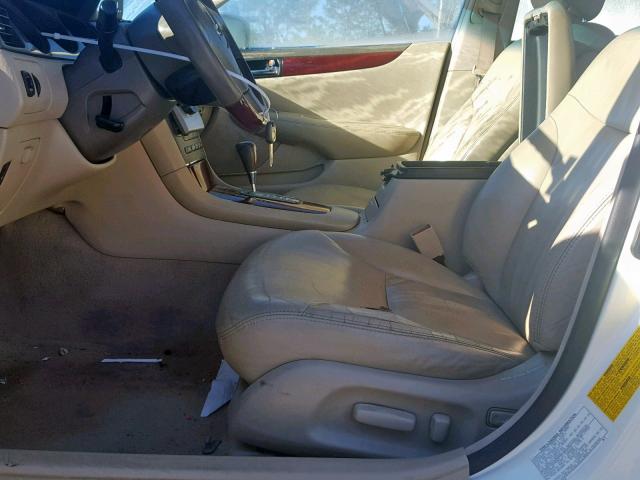 JTHBF30G720079061 - 2002 LEXUS ES 300 WHITE photo 5