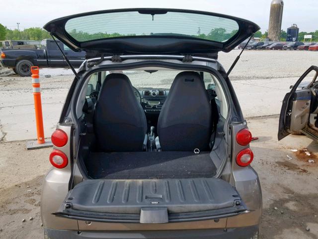 WMEEJ31X69K316358 - 2009 SMART FORTWO PUR GRAY photo 6