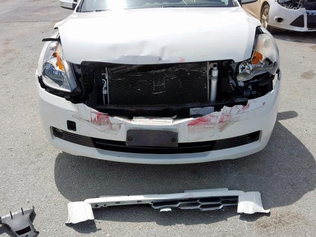 1N4BL24E48C104749 - 2008 NISSAN ALTIMA 3.5 WHITE photo 9