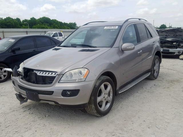 4JGBB22E88A354972 - 2008 MERCEDES-BENZ ML 320 CDI GRAY photo 2