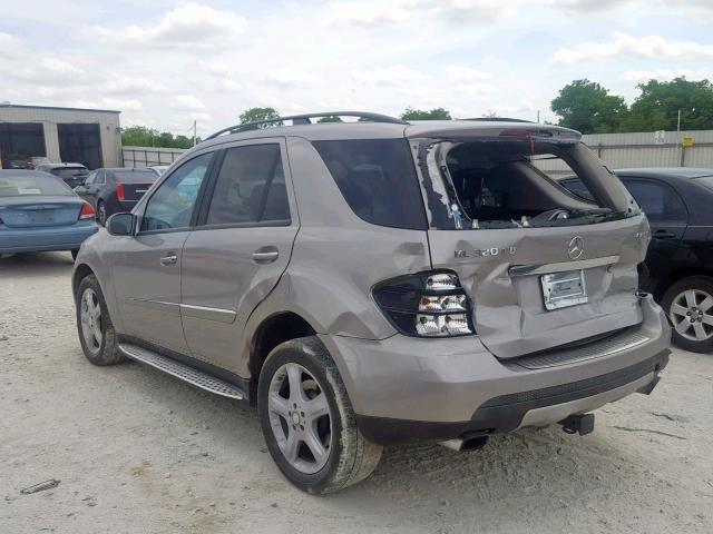 4JGBB22E88A354972 - 2008 MERCEDES-BENZ ML 320 CDI GRAY photo 3