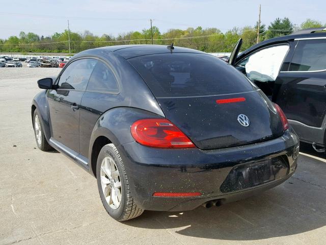 3VWJX7AT7DM664362 - 2013 VOLKSWAGEN BEETLE BLACK photo 3