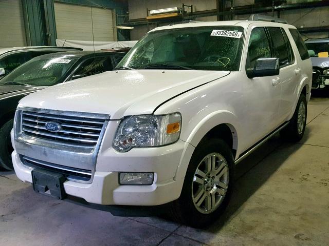 1FMEU7FE2AUA43931 - 2010 FORD EXPLORER L WHITE photo 2