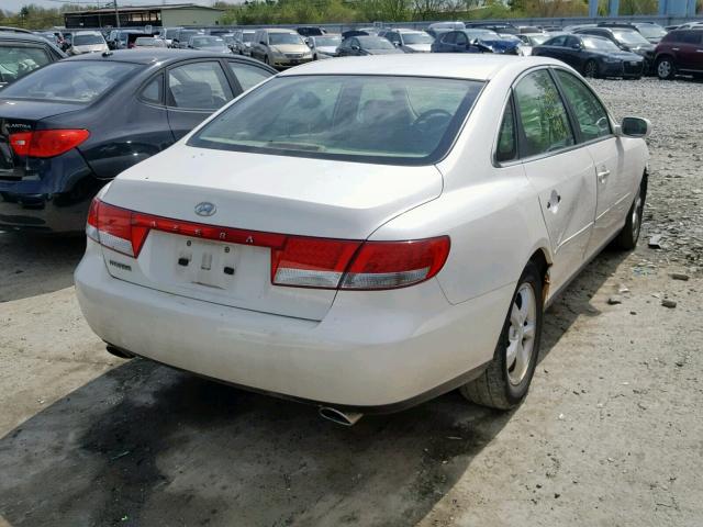 KMHFC46F96A137019 - 2006 HYUNDAI AZERA SE WHITE photo 4