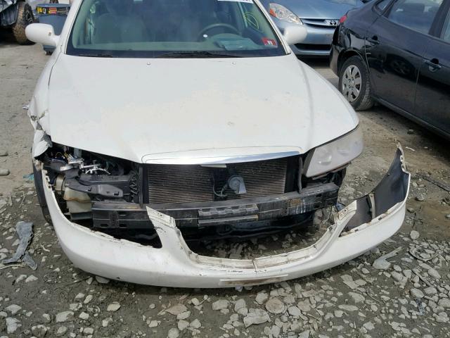 KMHFC46F96A137019 - 2006 HYUNDAI AZERA SE WHITE photo 9