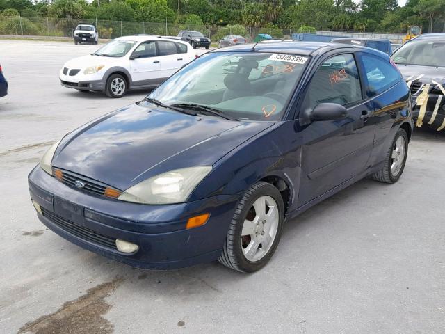 3FAHP31Z74R103425 - 2004 FORD FOCUS ZX3 BLUE photo 2