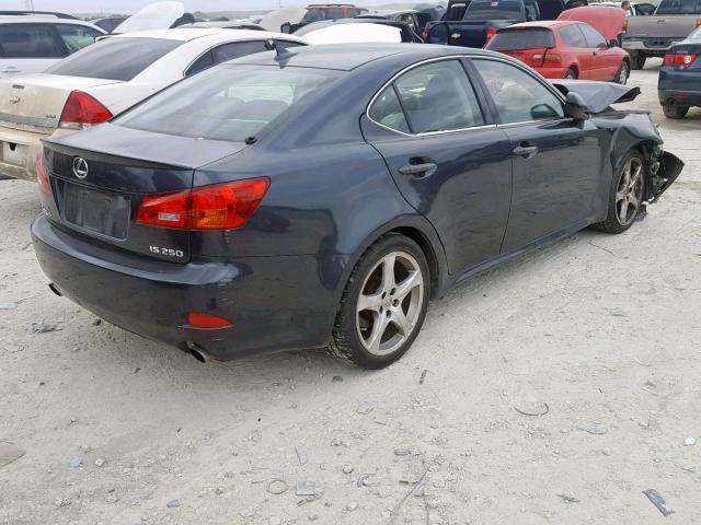 JTHBK262972042834 - 2007 LEXUS IS 250 GRAY photo 4