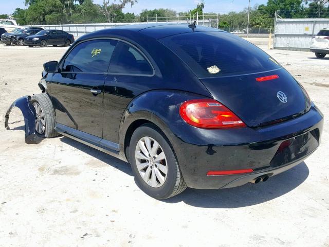 3VWFP7AT6EM620716 - 2014 VOLKSWAGEN BEETLE BLACK photo 3