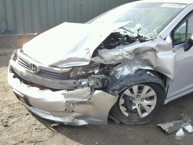 2HGFB2F51CH564325 - 2012 HONDA CIVIC LX SILVER photo 9