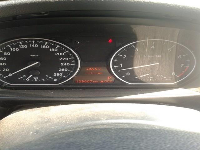 WBAPG7G51BNN18142 - 2011 BMW 323 I BLACK photo 8