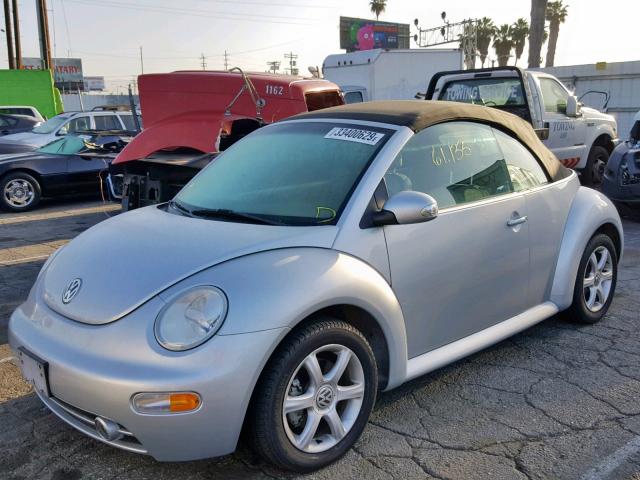 3VWCD21YX4M301828 - 2004 VOLKSWAGEN NEW BEETLE Silber Foto 2