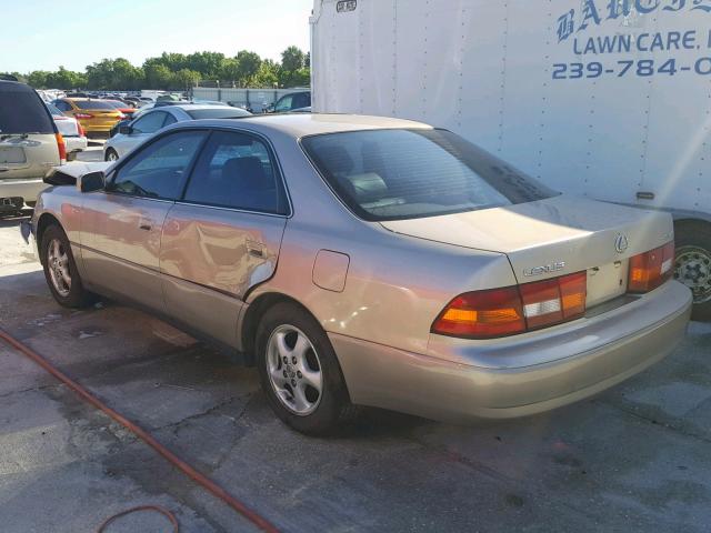 JT8BF22G8V0064287 - 1997 LEXUS ES 300 GOLD photo 3