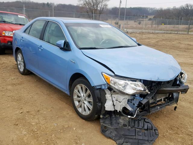 4T1BD1FK8DU082288 - 2013 TOYOTA CAMRY HYBR BLUE photo 1