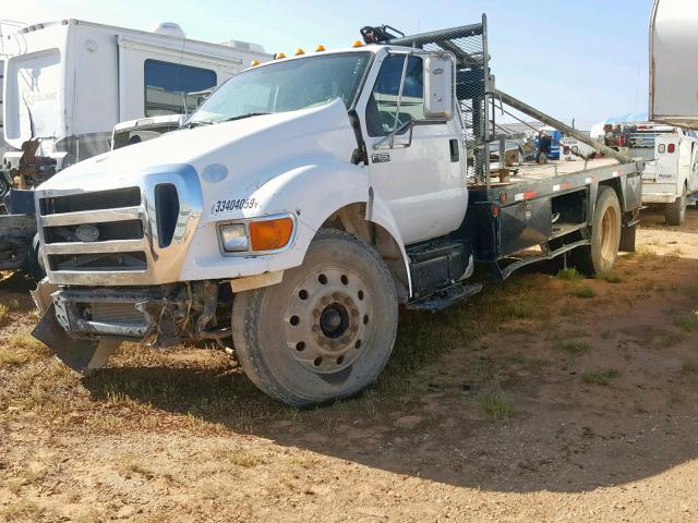 3FRPF6FJ0DV787953 - 2013 FORD F650 SUPER WHITE photo 2