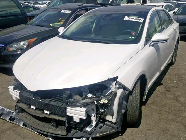 3LN6L2LU3ER808969 - 2014 LINCOLN MKZ HYBRID WHITE photo 2