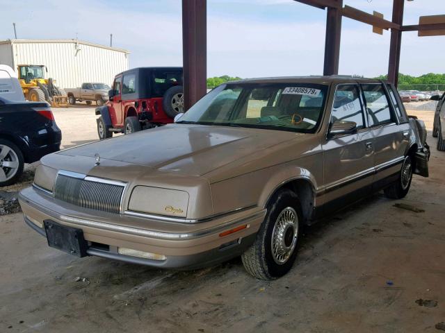 1C3XV66L7PD136265 - 1993 CHRYSLER NEW YORKER GOLD photo 2