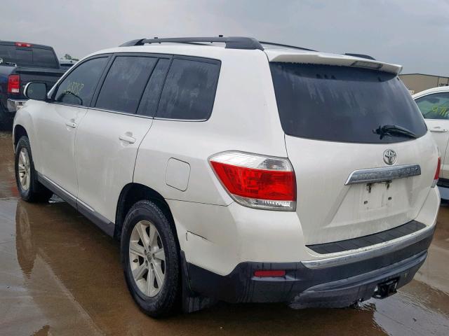 5TDZK3EH3DS092807 - 2013 TOYOTA HIGHLANDER WHITE photo 3