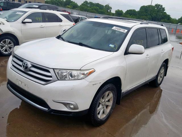 5TDZK3EH3DS092807 - 2013 TOYOTA HIGHLANDER WHITE photo 9