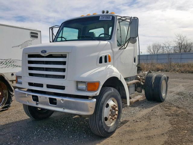 1FDXN80F3WVA29017 - 1998 FORD H-SERIES L WHITE photo 2