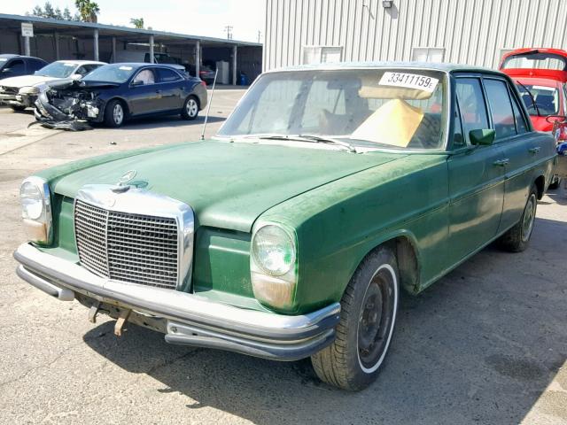 11401112009510 - 1972 MERCEDES-BENZ 260 GREEN photo 2