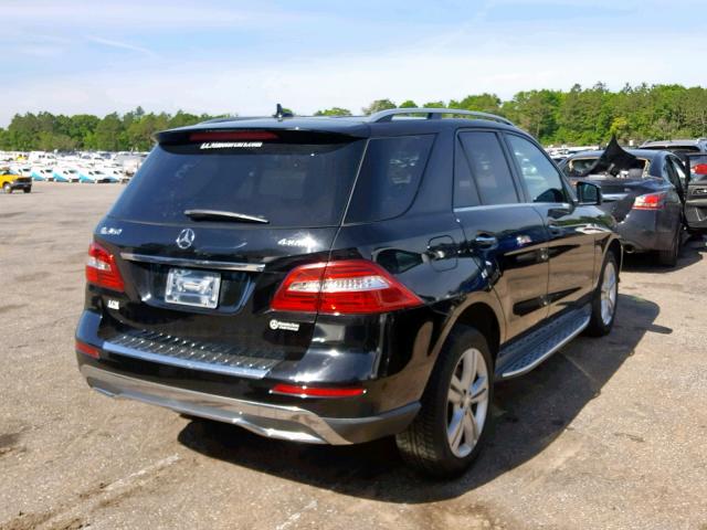 4JGDA5HB9CA055719 - 2012 MERCEDES-BENZ ML 350 4MA BLACK photo 4