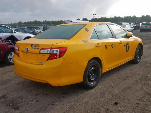 4T1BD1FKXEU112263 - 2014 TOYOTA CAMRY HYBR YELLOW photo 4