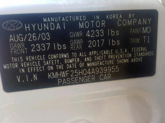 KMHWF25H04A939955 - 2004 HYUNDAI SONATA GL WHITE photo 10