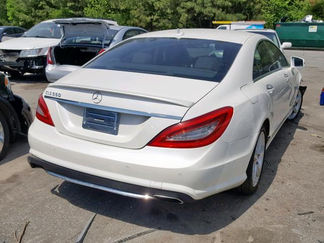 WDDLJ7DBXCA011462 - 2012 MERCEDES-BENZ CLS 550 WHITE photo 4