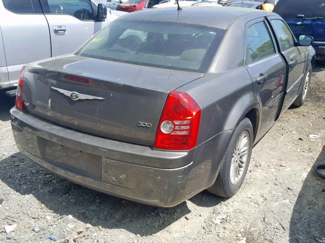 2C3LA43RX8H106785 - 2008 CHRYSLER 300 LX CHARCOAL photo 4