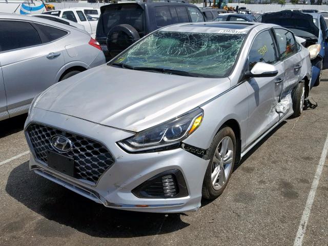 5NPE34AF1JH682995 - 2018 HYUNDAI SONATA SPO SILVER photo 2