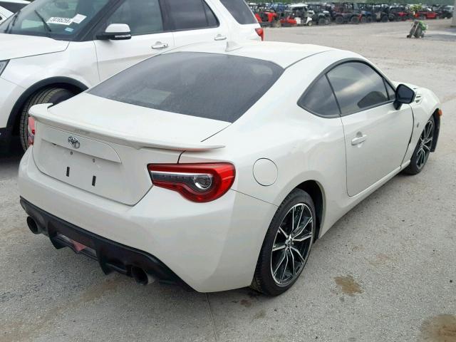 JF1ZNAA18H8709574 - 2017 TOYOTA 86 BASE WHITE photo 4