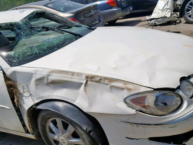 2G4WD582481215541 - 2008 BUICK LACROSSE C WHITE photo 9