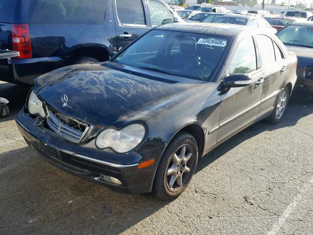 WDBRF61J22F189538 - 2002 MERCEDES-BENZ C 240 BLACK photo 2