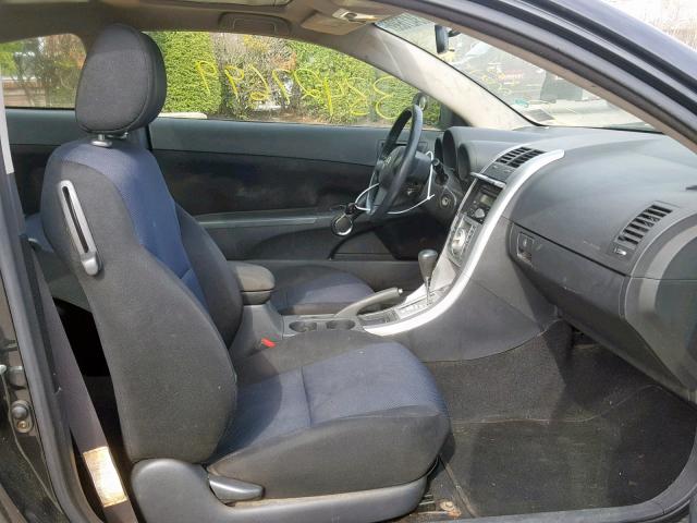 JTKDE177X50005900 - 2005 TOYOTA SCION TC შავი ფოტო 5