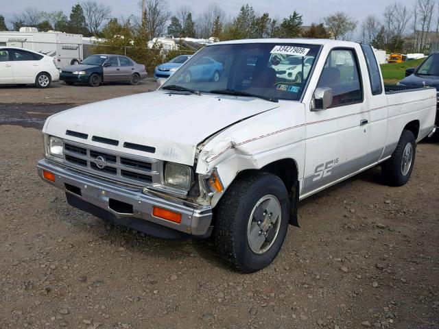 1N6HD16S5MC386034 - 1991 NISSAN TRUCK KING WHITE photo 2