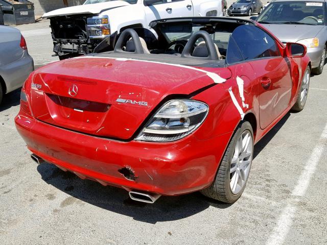 WDBWK54F19F189945 - 2009 MERCEDES-BENZ SLK 300 RED photo 4