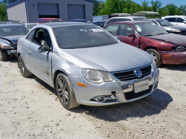 WVWFA71F88V001530 - 2008 VOLKSWAGEN EOS LUX 银色 照片 1