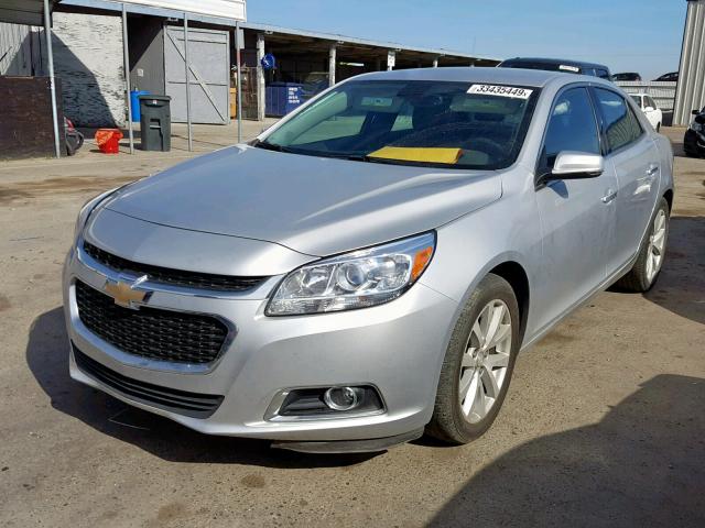 1G11E5SA2GF138695 - 2016 CHEVROLET MALIBU LIM SILVER photo 2