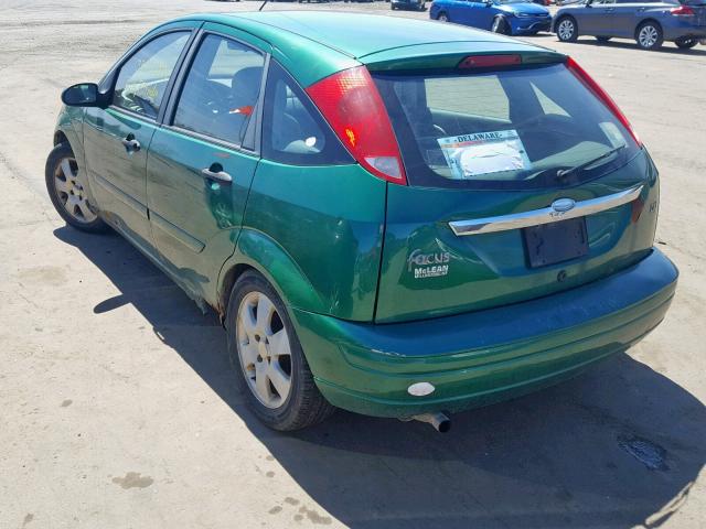 3FAFP37342R156087 - 2002 FORD FOCUS ZX5 GREEN photo 3