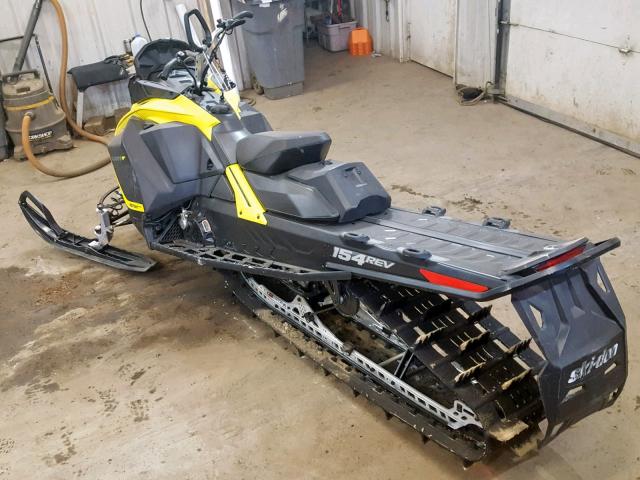 2BPSCEHA2HV000083 - 2017 SKI DOO SUMMIT SP BLACK photo 3