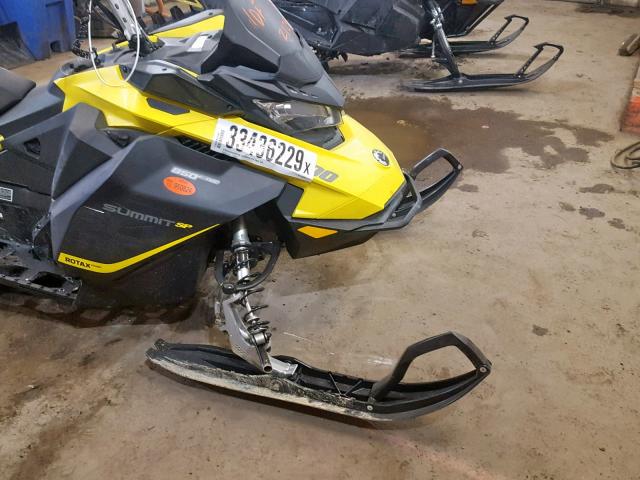 2BPSCEHA2HV000083 - 2017 SKI DOO SUMMIT SP BLACK photo 9