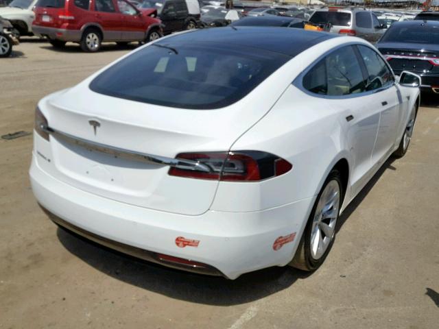 5YJSA1E13GF159524 - 2016 TESLA MODEL S WHITE photo 4