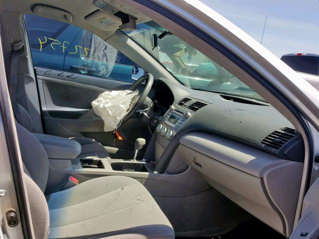 4T1BE46K67U095477 - 2007 TOYOTA CAMRY NEW SILVER photo 5