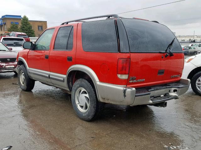 1GNDT13W9Y2154566 - 2000 CHEVROLET BLAZER RED photo 3