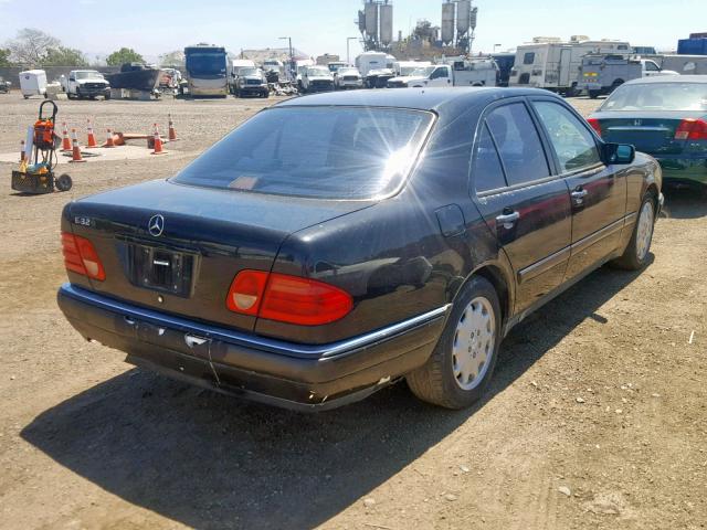 WDBJF65F8WA484939 - 1998 MERCEDES-BENZ E 320 BLACK photo 4