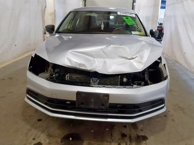 3VW1K7AJ3FM356105 - 2015 VOLKSWAGEN JETTA BASE SILVER photo 9