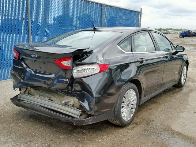 3FA6P0UU4FR296884 - 2015 FORD FUSION S H BLACK photo 4